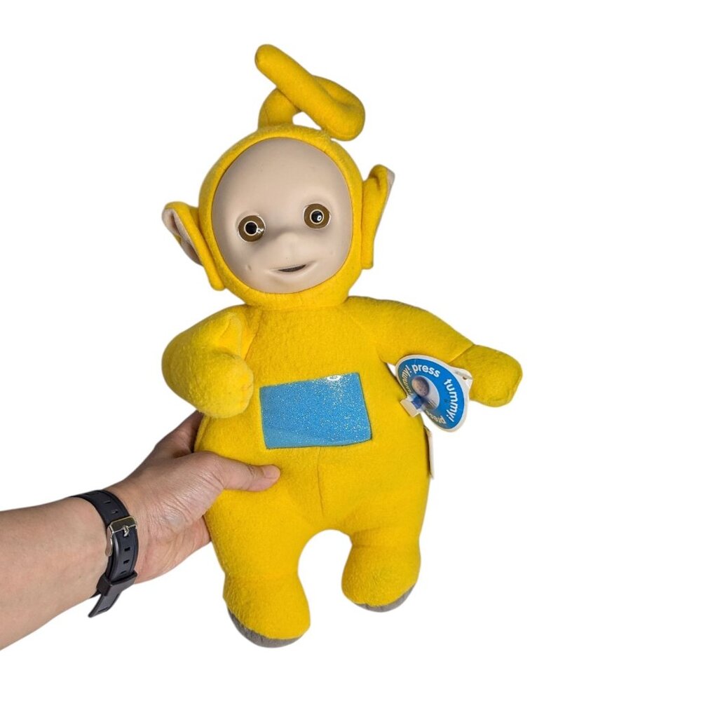 Vintage 1998 Playskool Yellow Teletubbies Laa-Laa Talking Doll Plush Toy 14"